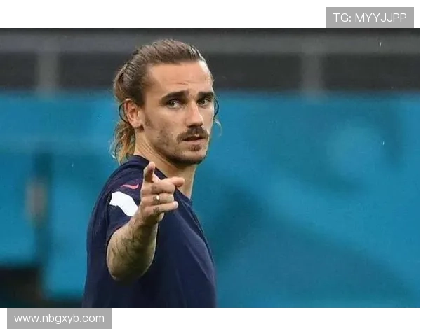 格里兹曼影锋与前腰角色切换解析